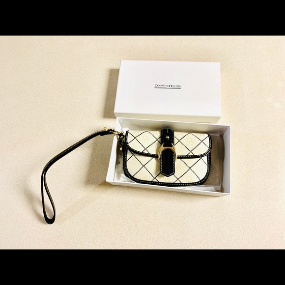 Dooney & Bourke Wristlet Vintage - Picture 10 of 16